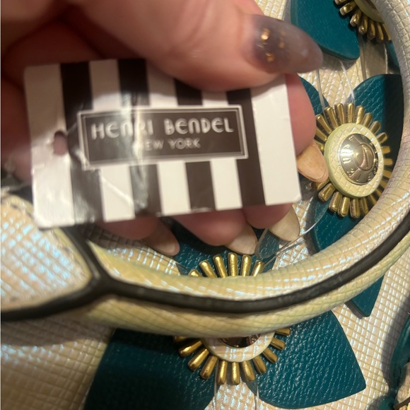 Henri Bendel West 57th Barrel Satchel Iridescent White - Picture 3 of 12